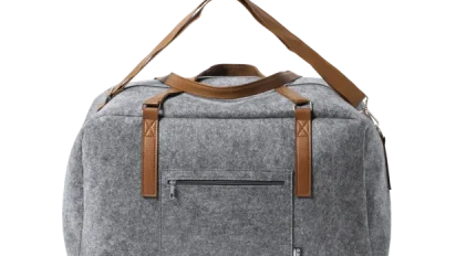 Borsoni personalizzati per aziende: un gadget premium